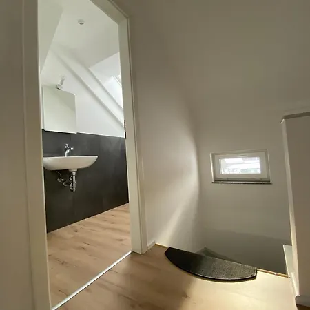 Bimmelbahn 2 - Familienferienhaus 100 M Am Dampflokbahnhof Sauna Trampolin Spielezimmer